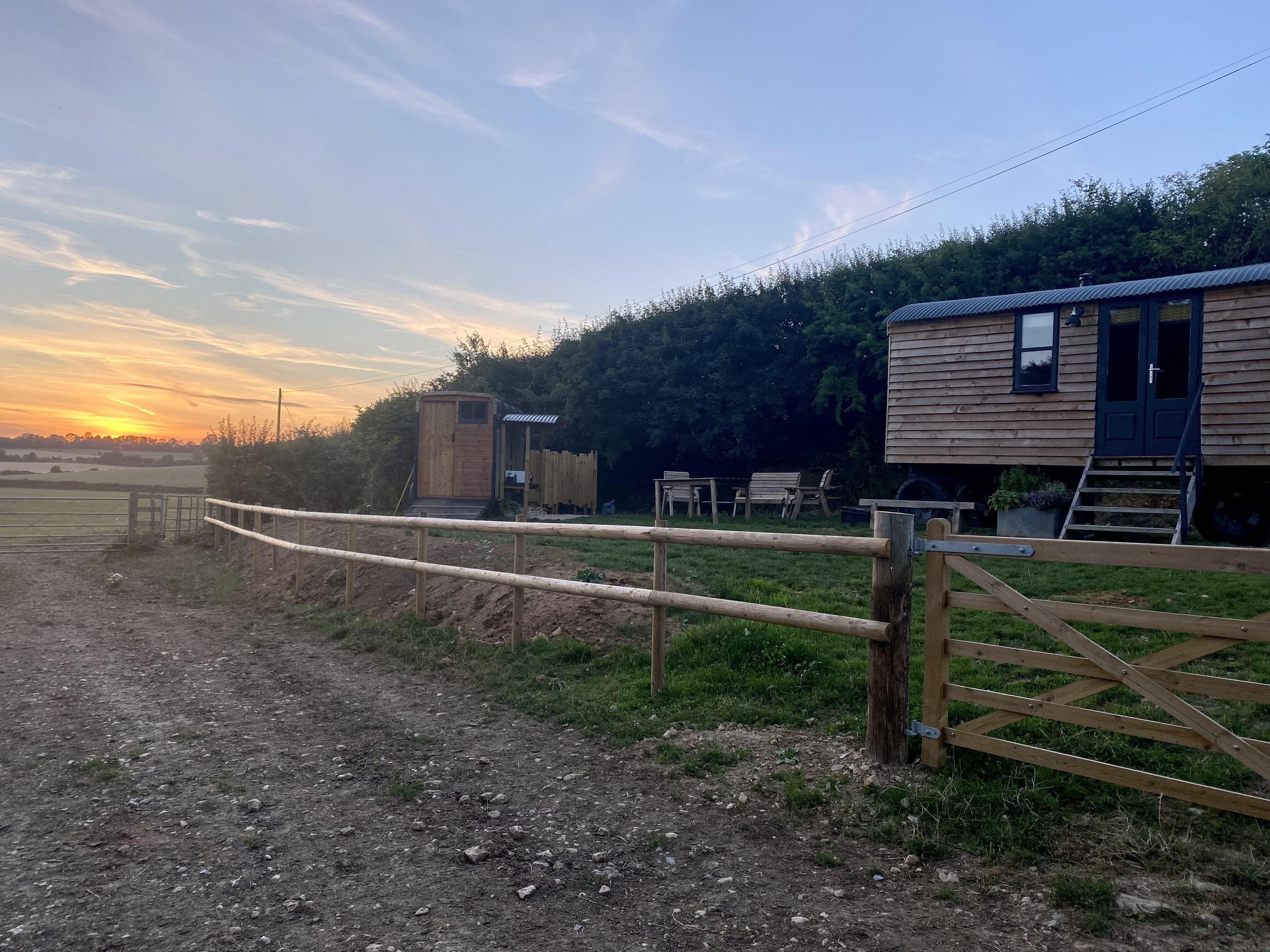 Tom's ~ Luxury Private Shepherd's Hut