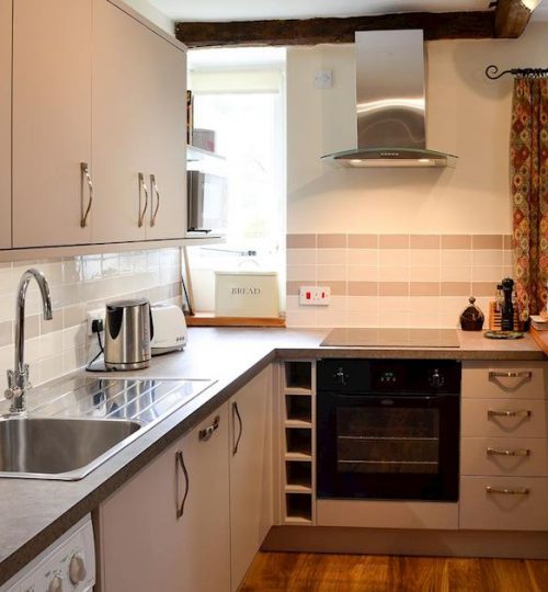 Modern Kitchen - Holiday Cottage in Dorset
